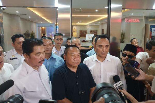 Relawan Prabowo Laporkan Budi Arie ke Bareskrim terkait Percepatan Pemilu 2029 Relawan Prabowo Laporkan Budi Arie ke Bareskrim terkait Percepatan Pemilu 2029