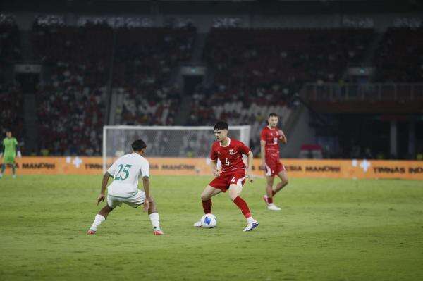 Mathew Baker Menangis Haru Usai Jadi Pemain Termuda Bela Timnas Indonesia Mathew Baker Menangis Haru Usai Jadi Pemain Termuda Bela Timnas Indonesia