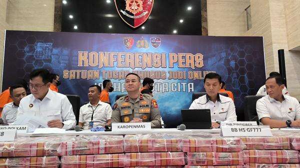 Polri Tetapkan 4 Tersangka Kasus Judol yang Alirkan Dana ke Hotel Aruss Semarang&nbsp;