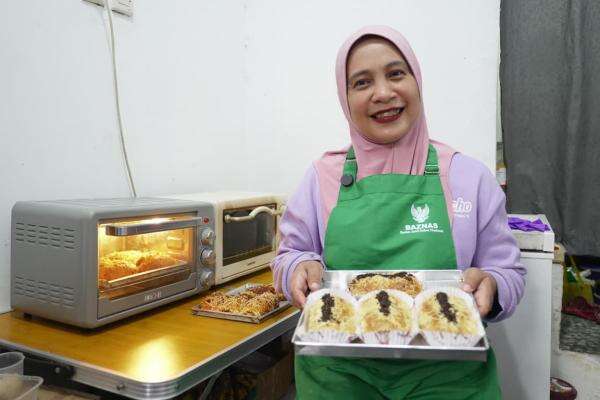 BAZNAS RI Sukses Kembangkan Usaha Pastry UMKM Binaan hingga Raup Rp30 Juta Per Bulan BAZNAS RI Sukses Kembangkan Usaha Pastry UMKM Binaan hingga Raup Rp30 Juta Per Bulan