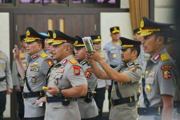Dilantik Kapolri, Brigjen Yudo Hermanto Jabat Kapolda Sulut Gantikan Irjen Roycke Harry Langie Dilantik Kapolri, Brigjen Yudo Hermanto Jabat Kapolda Sulut Gantikan Irjen Roycke Harry Langie