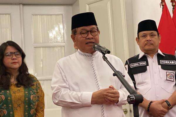 Pramono Bela Satpam yang Tegur Sopir Alphard di Bundaran HI: Jangan Dipecat Pramono Bela Satpam yang Tegur Sopir Alphard di Bundaran HI: Jangan Dipecat