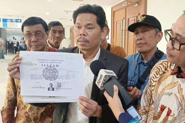 Digugat ke PN Jakpus terkait Ijazah Jokowi, Bawaslu Solo Siapkan Eksepsi Digugat ke PN Jakpus terkait Ijazah Jokowi, Bawaslu Solo Siapkan Eksepsi