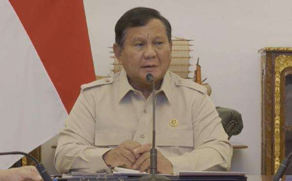 Prabowo Minta Penanganan Karhutla Diperkuat, Helikopter hingga Pompa Air Harus Ditambah Prabowo Minta Penanganan Karhutla Diperkuat, Helikopter hingga Pompa Air Harus Ditambah