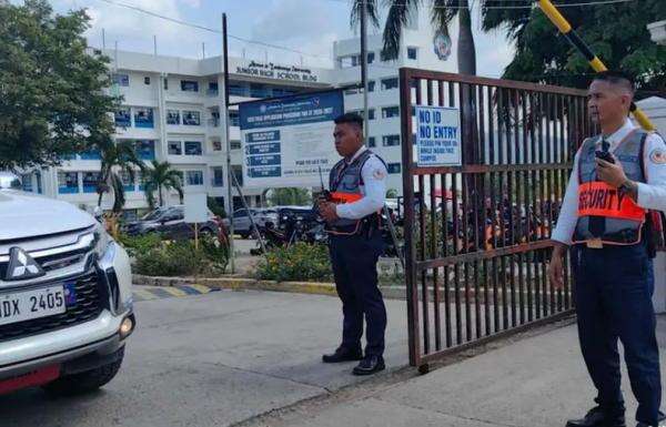 Brutal! Siswa SMA di Filipina Tembaki Teman di Kelas, 3 Orang Tewas Brutal! Siswa SMA di Filipina Tembaki Teman di Kelas, 3 Orang Tewas