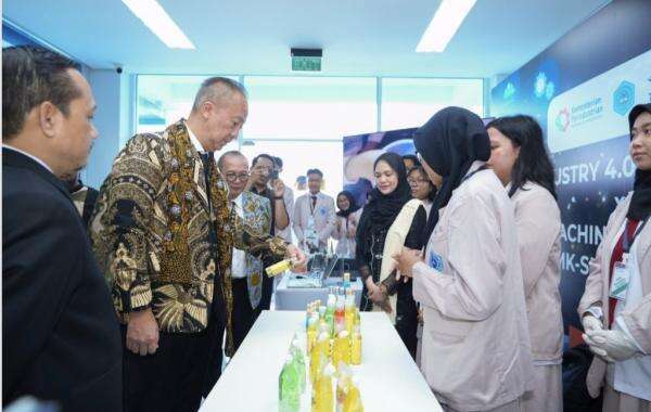 Menperin Lepas Ribuan Talenta Industri Berkompetensi Global Menperin Lepas Ribuan Talenta Industri Berkompetensi Global