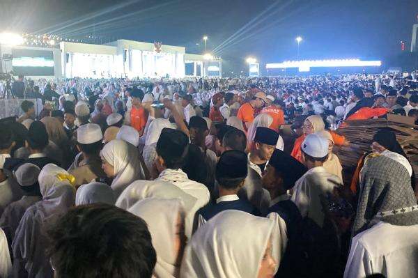 HP Wartawan Hilang saat Liput Zikir dan Doa Kebangsaan di Monas, Diduga Dicopet HP Wartawan Hilang saat Liput Zikir dan Doa Kebangsaan di Monas, Diduga Dicopet