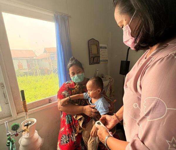 Menkes Kirim 500 Ribu Masker dan Obat ISPA ke Wilayah Terdampak Kabut Asap Karhutla Menkes Kirim 500 Ribu Masker dan Obat ISPA ke Wilayah Terdampak Kabut Asap Karhutla