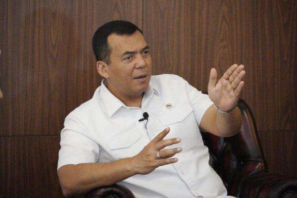 KPK Buru Wamen Imipas Silmy Karim terkait OTT di Imigrasi Jakarta Barat KPK Buru Wamen Imipas Silmy Karim terkait OTT di Imigrasi Jakarta Barat