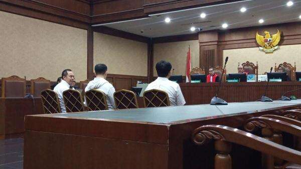 Bos Blueray Cargo Divonis Lebih Rendah, Hakim: Suap John Field Tak Sepenuhnya Inisiatif Pribadi Bos Blueray Cargo Divonis Lebih Rendah, Hakim: Suap John Field Tak Sepenuhnya Inisiatif Pribadi
