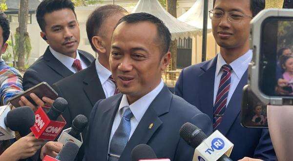 Mensesneg Sebut Bakal Ada Kejutan dalam Pidato Prabowo di Sidang Tahunan Mensesneg Sebut Bakal Ada Kejutan dalam Pidato Prabowo di Sidang Tahunan