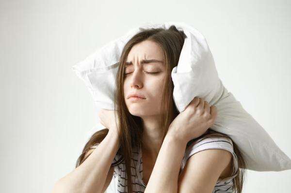 Sulit Tidur? Kenali Aktivitas yang Boleh dan Tidak Boleh Dilakukan Sebelum Tidur Sulit Tidur? Kenali Aktivitas yang Boleh dan Tidak Boleh Dilakukan Sebelum Tidur