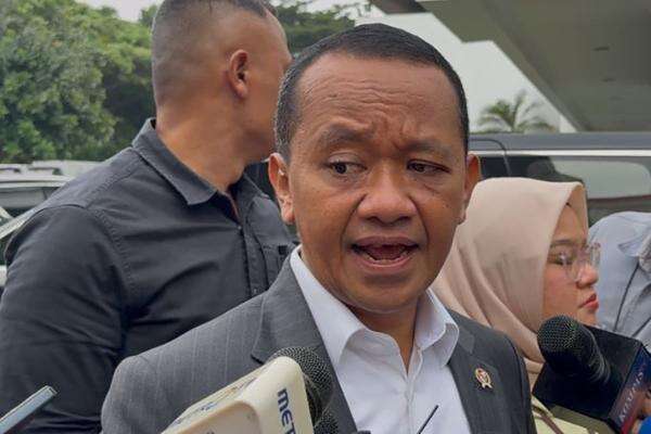 Bahlil Beri Bocoran Kementerian Apa Saja di Bawah Menko Hilirisasi dan Transisi Energi Bahlil Beri Bocoran Kementerian Apa Saja di Bawah Menko Hilirisasi dan Transisi Energi