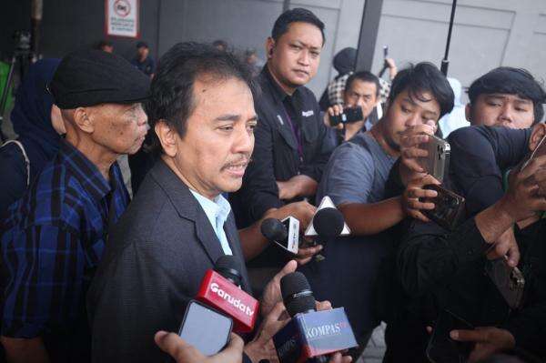 Kubu Roy Suryo Sentil Polda Metro dan Kemenkeu: Kok Berat Berikan Ganti Rugi Ya Kubu Roy Suryo Sentil Polda Metro dan Kemenkeu: Kok Berat Berikan Ganti Rugi Ya