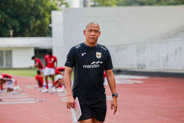 Nova Arianto Bingung, Pilih Turunkan Skuad Terbaik Timnas Indonesia U-20 Kontra Laos atau saat Lawan Australia Nova Arianto Bingung, Pilih Turunkan Skuad Terbaik Timnas Indonesia U-20 Kontra Laos atau saat Lawan Australia