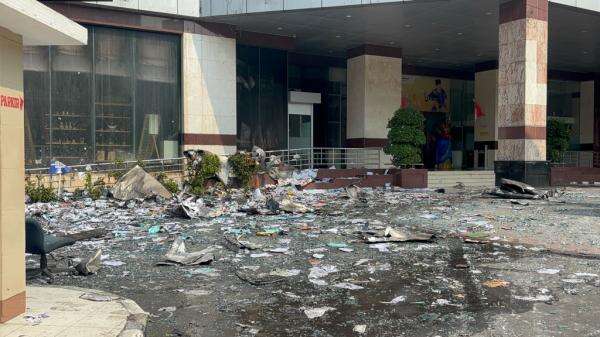 Puslabfor Polri Turun Tangan Usut Penyebab Kebakaran Gedung Bapenda DKI Puslabfor Polri Turun Tangan Usut Penyebab Kebakaran Gedung Bapenda DKI