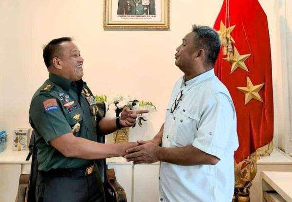Baret Merah di Hamparan Sawah: Sepenggal Kisah Jenderal Ternate Saleh Mustafa Baret Merah di Hamparan Sawah: Sepenggal Kisah Jenderal Ternate Saleh Mustafa