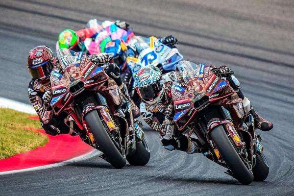 Bos Aprilia Davide Brivio: Dominasi Ducati di MotoGP 2025 Tidak Lazim! Bos Aprilia Davide Brivio: Dominasi Ducati di MotoGP 2025 Tidak Lazim!