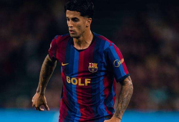 Joao Cancelo Temukan Sisi Positif di Balik Kekalahan Tipis Barcelona dari Real Madrid Joao Cancelo Temukan Sisi Positif di Balik Kekalahan Tipis Barcelona dari Real Madrid