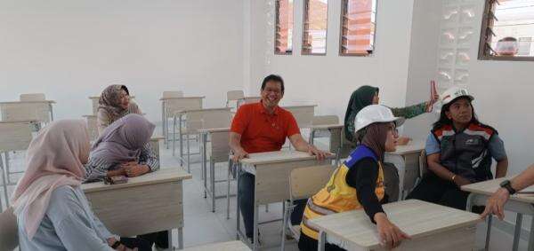 Kunjungi SRT Garapan Waskita, Purbaya Tegaskan Sekolah Rakyat Dukung Indonesia Emas Kunjungi SRT Garapan Waskita, Purbaya Tegaskan Sekolah Rakyat Dukung Indonesia Emas