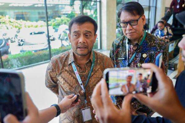 Bupati Etik Suryani Kena OTT KPK, Pemprov Jateng Pastikan Pemerintahan Sukoharjo Berjalan Bupati Etik Suryani Kena OTT KPK, Pemprov Jateng Pastikan Pemerintahan Sukoharjo Berjalan