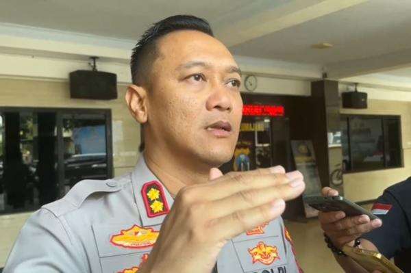 Karhutla Semeru Hari ke-9, Polisi Selidiki Penyebab Kebakaran di Lereng Gunung Karhutla Semeru Hari ke-9, Polisi Selidiki Penyebab Kebakaran di Lereng Gunung