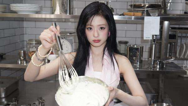 Ahyeon BABYMONSTER Viral Gara-Gara Pinggang Super Kecil Ahyeon BABYMONSTER Viral Gara-Gara Pinggang Super Kecil