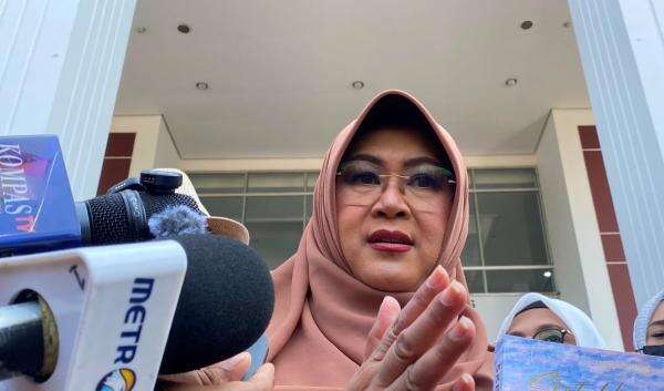 Sidang Ijazah Jokowi, Kubu Dokter Tifa Desak JPU Serahkan BAP Ahli dan Daftar Barbuk Sidang Ijazah Jokowi, Kubu Dokter Tifa Desak JPU Serahkan BAP Ahli dan Daftar Barbuk