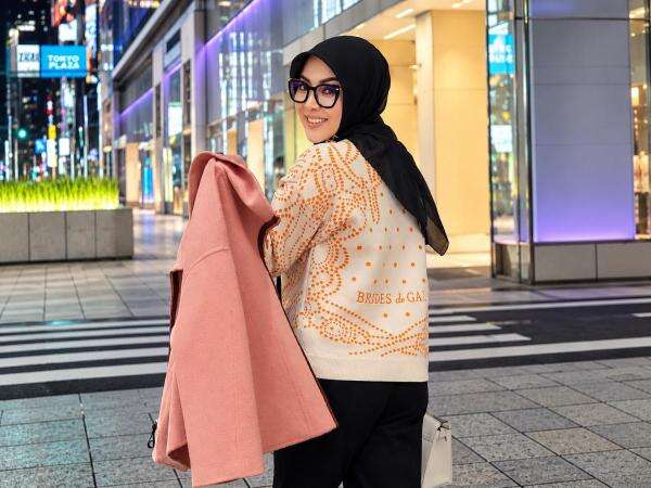 Syahrini Ungkap Perubahan setelah Punya Anak: Jadi Morning Person hingga Rajin Masak Syahrini Ungkap Perubahan setelah Punya Anak: Jadi Morning Person hingga Rajin Masak