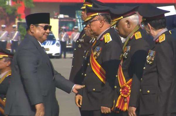 3 Purnawirawan Jenderal Polri Dapat Pangkat Kehormatan dari Prabowo, Ada Mantan Ketua KPK 3 Purnawirawan Jenderal Polri Dapat Pangkat Kehormatan dari Prabowo, Ada Mantan Ketua KPK
