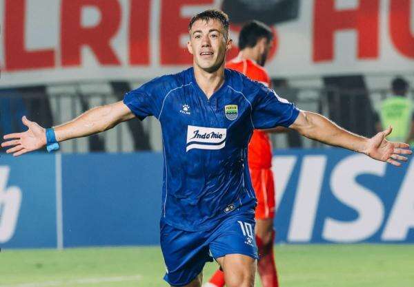 Jadi Pahlawan Kemenangan Persib Bandung atas The Cong-Viettel, Mariano Peralta Puji Kerja Keras Tim Jadi Pahlawan Kemenangan Persib Bandung atas The Cong-Viettel, Mariano Peralta Puji Kerja Keras Tim