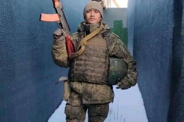 Bripda Rio Kirim Pesan WA saat Jadi Tentara Bayaran Rusia, Isinya Mencengangkan Bripda Rio Kirim Pesan WA saat Jadi Tentara Bayaran Rusia, Isinya Mencengangkan
