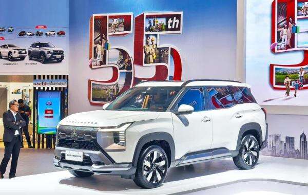 Bersaing di Segmen SUV, Ini Alasan Mitsubishi Benamkan Mesin Turbo pada Destinator Bersaing di Segmen SUV, Ini Alasan Mitsubishi Benamkan Mesin Turbo pada Destinator