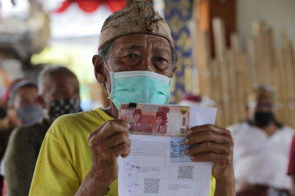 Wajib Tau! Daftar Penerima Bansos PKH, BPNT, BLT BBM, dan Beras 10 Kg Tahun 2025 Wajib Tau! Daftar Penerima Bansos PKH, BPNT, BLT BBM, dan Beras 10 Kg Tahun 2025