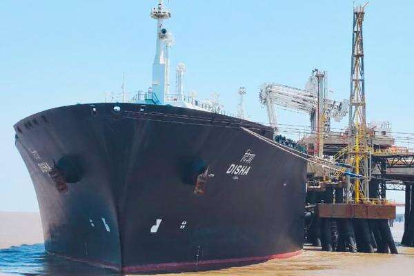 Pascadamai AS-Iran: Kapal Raksasa Ini Tembus Selat Hormuz, Krisis Energi Global Mulai Mereda? Pascadamai AS-Iran: Kapal Raksasa Ini Tembus Selat Hormuz, Krisis Energi Global Mulai Mereda?