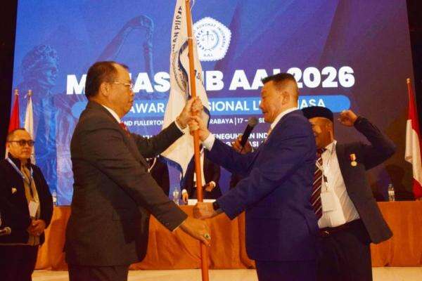 Terpilih Jadi Ketua Umum Asosiasi Advokat Indonesia 2026-2031, Tjandra Sridjaja Serukan AAI Jadi Satu Rumah Terpilih Jadi Ketua Umum Asosiasi Advokat Indonesia 2026-2031, Tjandra Sridjaja Serukan AAI Jadi Satu Rumah
