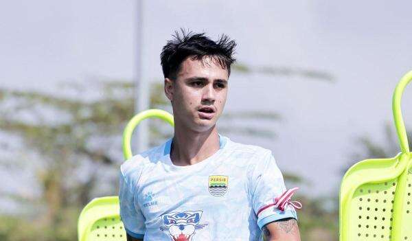 Baru Gabung, Eliano Reijnders Siap Diturunkan Persib Bandung Lawan Bali United Baru Gabung, Eliano Reijnders Siap Diturunkan Persib Bandung Lawan Bali United