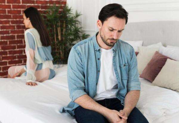 10 Penyebab Penis Susah Berdiri Padahal Usia Masih 20-an 10 Penyebab Penis Susah Berdiri Padahal Usia Masih 20-an