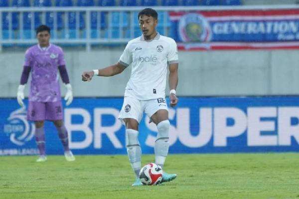 Arema FC Resmi Permanenkan Hansamu Yama, Benteng Baru Singo Edan Makin Kokoh Arema FC Resmi Permanenkan Hansamu Yama, Benteng Baru Singo Edan Makin Kokoh