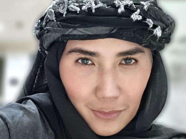 Tangis Nicky Astria Pecah Adik Tercinta Meninggal Dunia: Ya Allah Sakit Banget Tangis Nicky Astria Pecah Adik Tercinta Meninggal Dunia: Ya Allah Sakit Banget