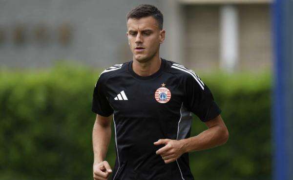 Gabung Persija, Alexander Jeremejeff Bicara 4 Mata dengan Shin Tae-yong Gabung Persija, Alexander Jeremejeff Bicara 4 Mata dengan Shin Tae-yong