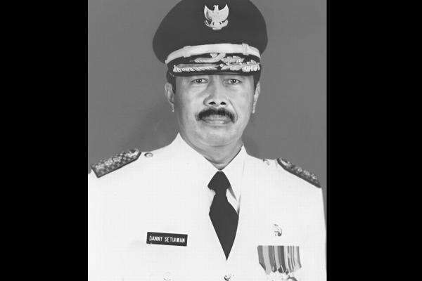 Mantan Gubernur Jabar Danny Setiawan Meninggal Dunia Mantan Gubernur Jabar Danny Setiawan Meninggal Dunia