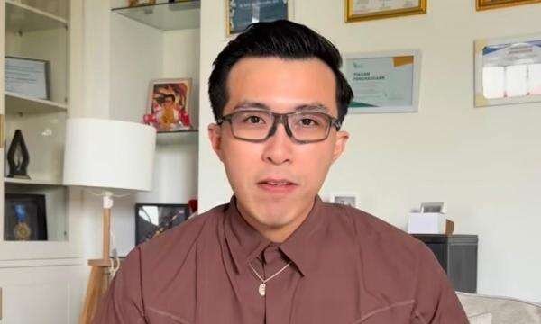 Cerita Dokter Tirta Kuliah S2 di UGM, Padahal Sudah Punya Gelar MBA! Cerita Dokter Tirta Kuliah S2 di UGM, Padahal Sudah Punya Gelar MBA!