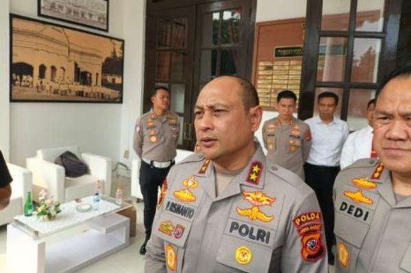 Kapolda Jabar Berduka, Aiptu Asep Suhara Gugur dalam Tabrak Lari di Bandung Kapolda Jabar Berduka, Aiptu Asep Suhara Gugur dalam Tabrak Lari di Bandung