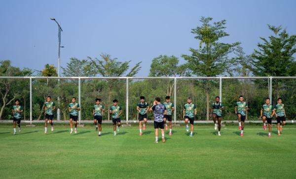 Persebaya Tancap Gas Usai Juarai Piala Presiden 2026, Siap Hadapi Klub Malaysia Persebaya Tancap Gas Usai Juarai Piala Presiden 2026, Siap Hadapi Klub Malaysia