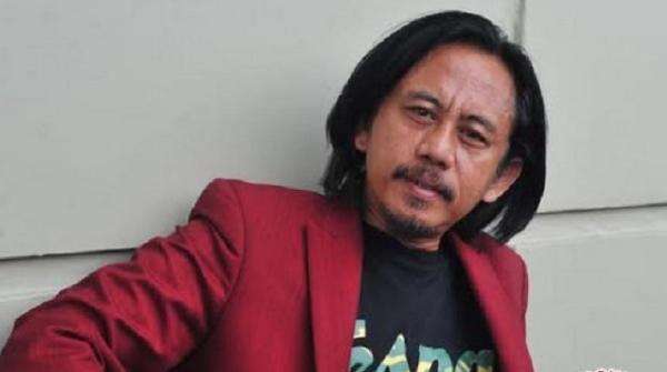 Terungkap, Epy Kusnandar Meninggal akibat Pembuluh Darah di Otak Pecah Terungkap, Epy Kusnandar Meninggal akibat Pembuluh Darah di Otak Pecah