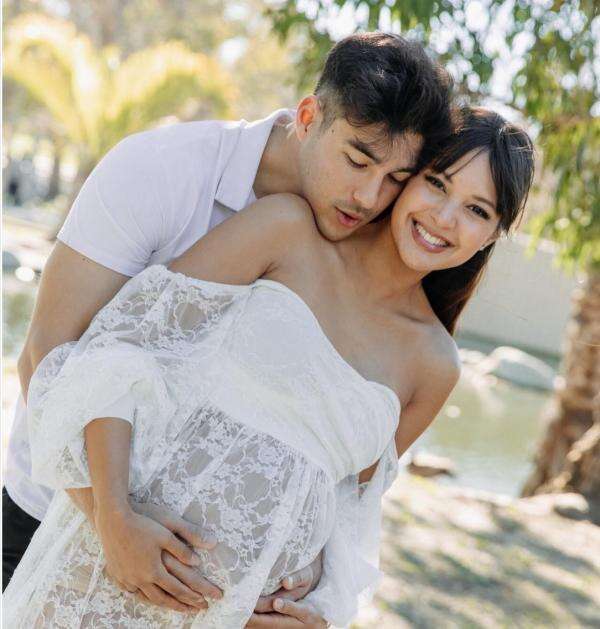 Riwayat Pendidikan Tyler Bigenho, Suami Aurelie Moeremans yang Ternyata Seorang ‘Dokter Kretek’ Riwayat Pendidikan Tyler Bigenho, Suami Aurelie Moeremans yang Ternyata Seorang ‘Dokter Kretek’