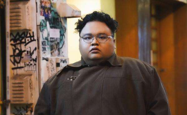 Lewat Tak Akan Lagi, Peter Holly Ajak Pendengar Berani Memilih Kebahagiaan Lewat Tak Akan Lagi, Peter Holly Ajak Pendengar Berani Memilih Kebahagiaan