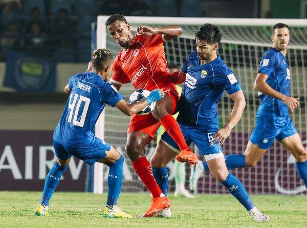 Media Vietnam Soroti Peringkat Klub Vietnam di Asia Tertinggal Jauh dari Indonesia dan Malaysia Media Vietnam Soroti Peringkat Klub Vietnam di Asia Tertinggal Jauh dari Indonesia dan Malaysia
