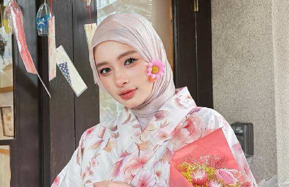 Geger! Inara Rusli Ingin Diakui sebagai Istri Sah Insanul Fahmi Geger! Inara Rusli Ingin Diakui sebagai Istri Sah Insanul Fahmi